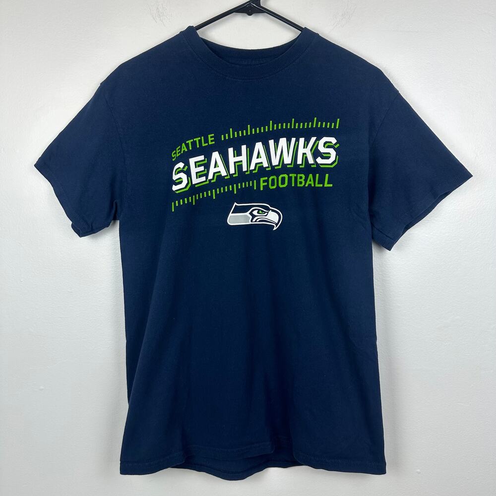 NFL Team Apparel Mens Seahawks Football Yard Line Crewneck Navy T-Shirt Medium